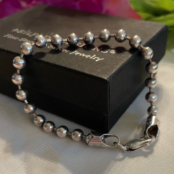 Silpada Sterling Silver 5mm Bead Ball Bracelet RARE B0966 - Picture 2 of 10